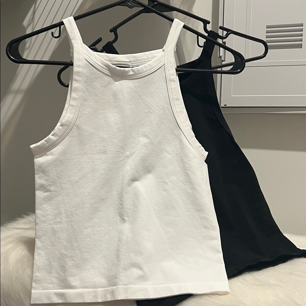 No Boundaries Set tank top